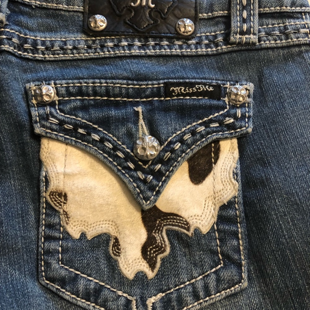 Miss Me Jeans size 28 cow print pocket